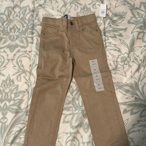 Old navy size 3T skinny jeans new with tags